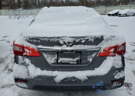 2018 Nissan Sentra S z USA, uszkodzony, nr VIN 3N1AB7AP9JY324528